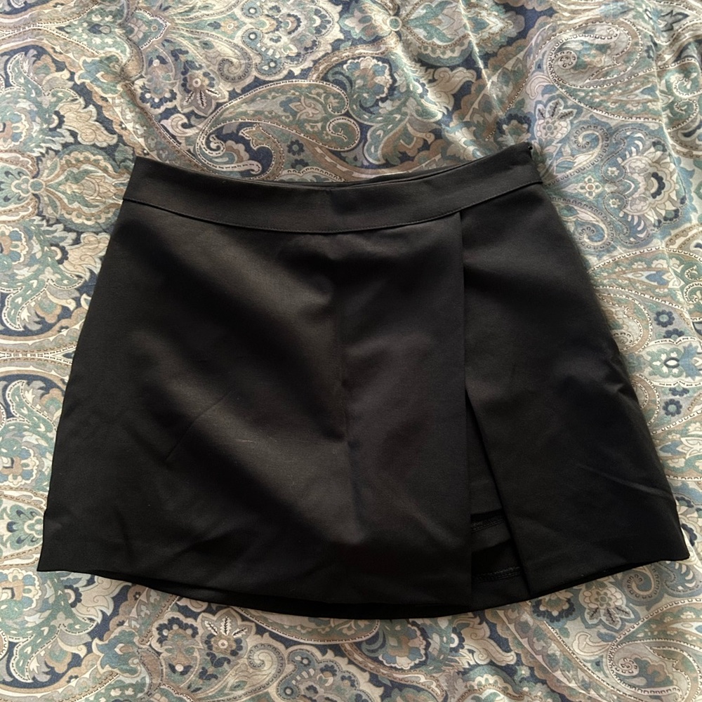 Elegant Black Women's Skirt